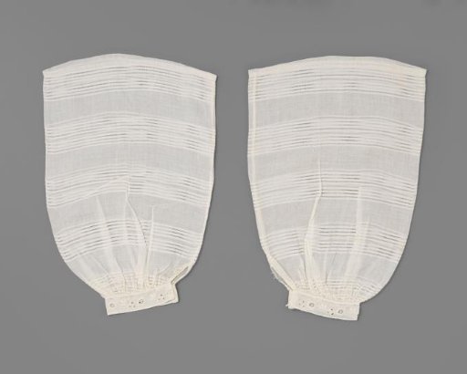 Under-sleeve, Balloon-shaped, Decorated with Ajour Stripes and Embroidered Wheels and Berries