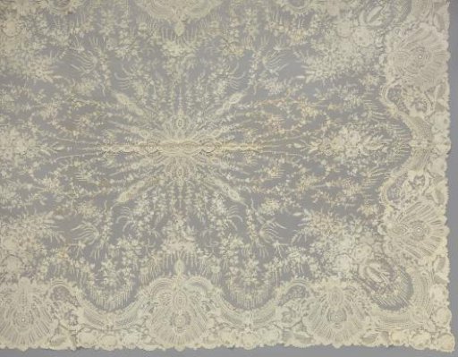 Cloth or Spread of Needlepoint Lace with a Fourfold Star of Pointed Ovals