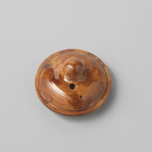 Lid of a Teapot (De Caluwe Kiln Waste)