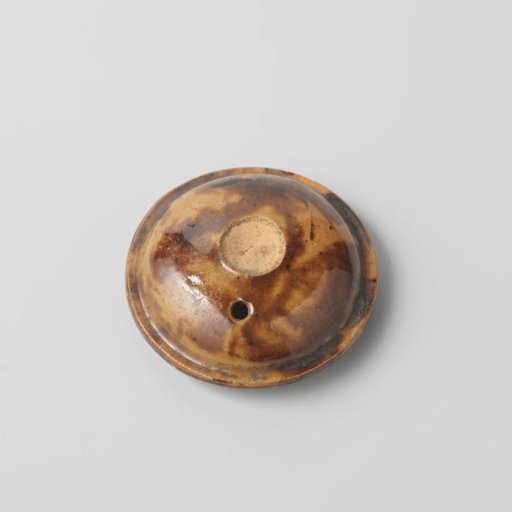 Lid of a teapot (De Caluwe bakafval)