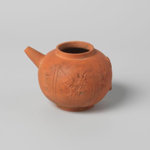 Teapot with flower branches in relief and incised lines (De Caluwe bakafval)