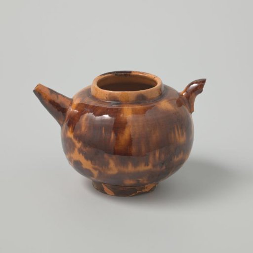 Teapot with Brown Spots under a Yellow Glaze (De Caluwe Kiln Waste)