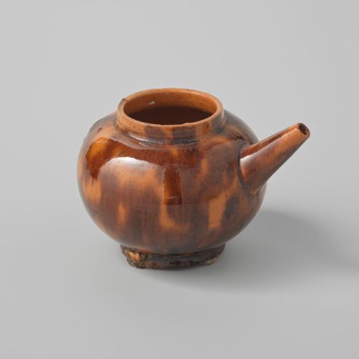 Teapot with Brown Spots Under a Transparent Yellow Glaze (De Caluwe Kiln Waste)