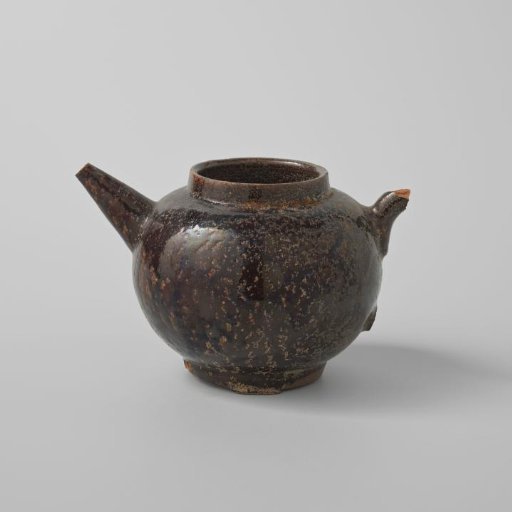 Teapot with a black iridescent glaze (De Caluwe bakafval)