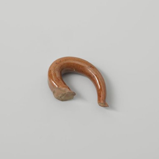 Ear of a Teapot (De Caluwe Kiln Waste)