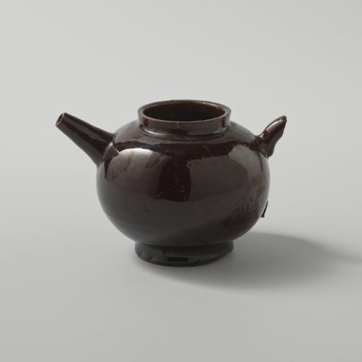 Teapot with a Black Glaze (De Caluwe Kiln Waste)