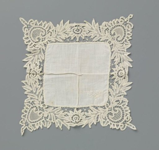 Handkerchief with a center panel of batiste with embroidered initials EB, finished around with a border of mixed lace