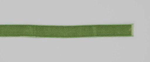 Ribbon of light green velvet