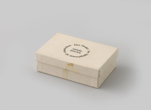 White rectangular cardboard jewel box