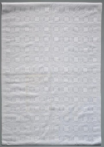 Linen napkin with pattern of pelts