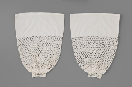 Under sleeve of cotton batiste decorated with English embroidery
