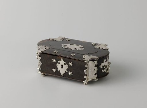 Chest, lined with tortoiseshell, with silver mounts