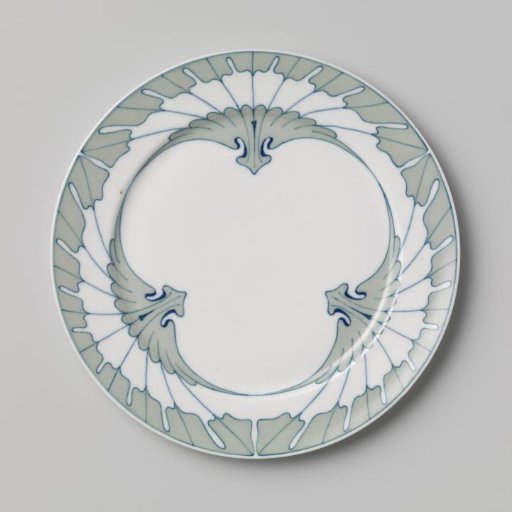 Plate, painted with the Flügelmuster decoration
