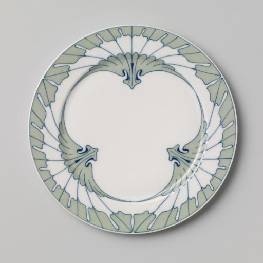 Plate, painted with the Flügelmuster decoration