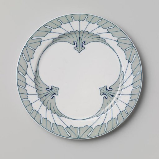 Plate, painted with the Flügelmuster decoration