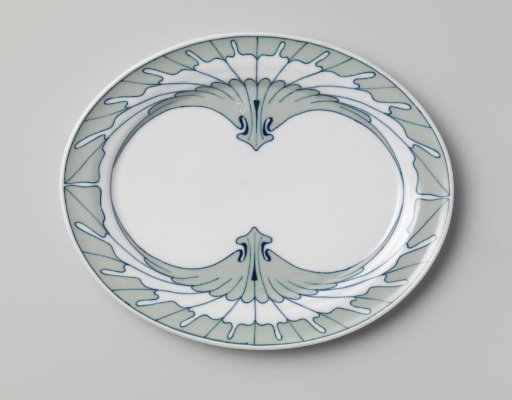Plate, Painted with the Flügelmuster Decor