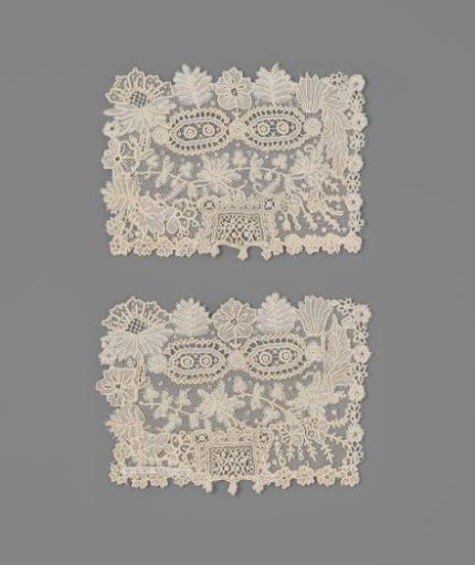 Collar of a cravat in Point de gaze de Bruxelles