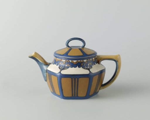 Teapot, belonging to a tea service of chromolith stoneware, decorated in blue and yellow-brown
