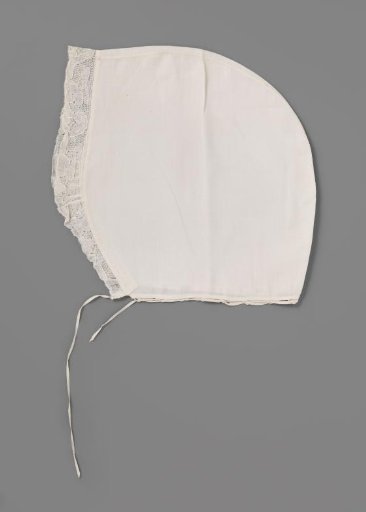 Linen undercap with Binche lace