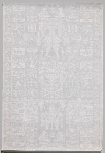 Napkin with the Plus Oultre pattern