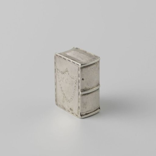 Silver ladder box