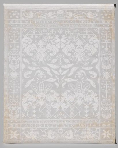 Coats of arms Camminga-Ockinga and Grovestins-Jongema and fish pattern