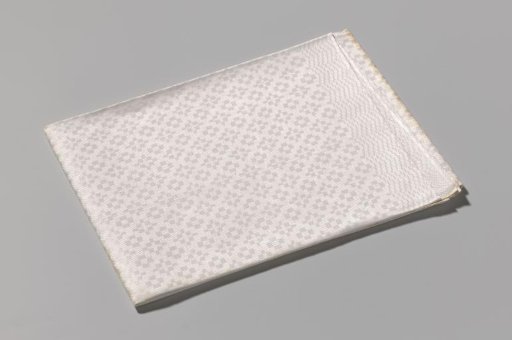 Linen napkin with a pelican pattern