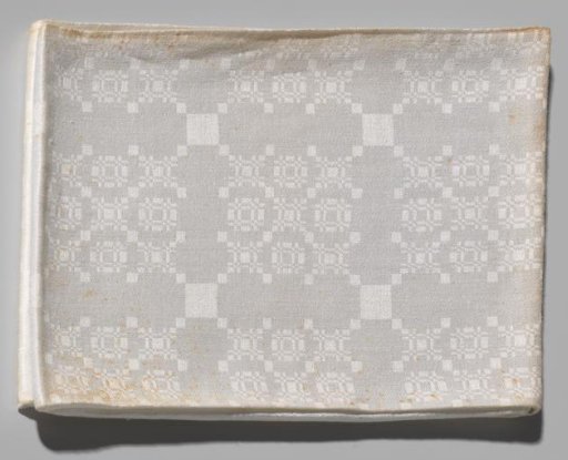 Linen napkin with pelican pattern and borders all around