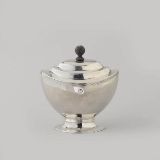 Tea caddy, pointed oval, with gadrooned edges