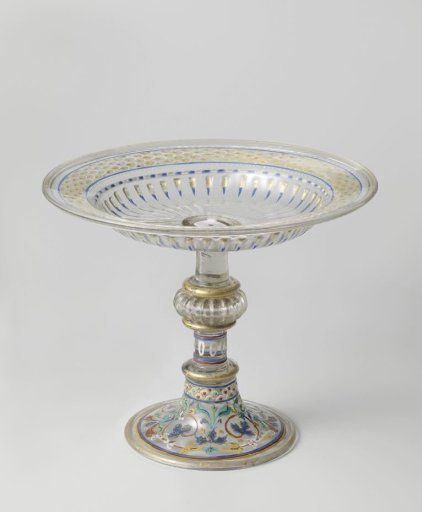 Tazza with polychrome painting