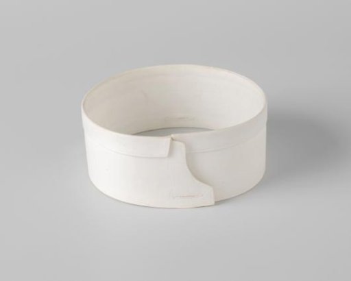 Linen collar, part of an Amazon costume