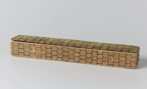 Fan box of thick paper, covered with honeycomb-patterned silk in which red swastikas