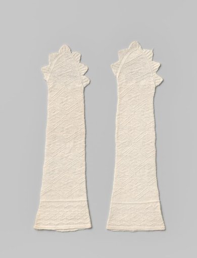 Mittens of White Knitted Cotton