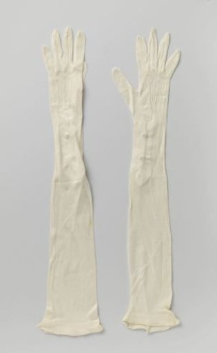 Glove of fine cream-colored artificial silk with closure of two beige press studs