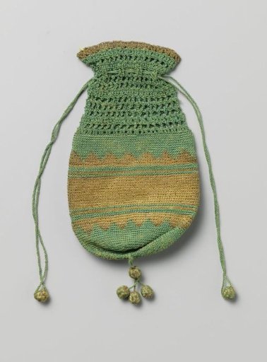 Pouch of crocheted green silk, alternating with bands of crocheted gold thread