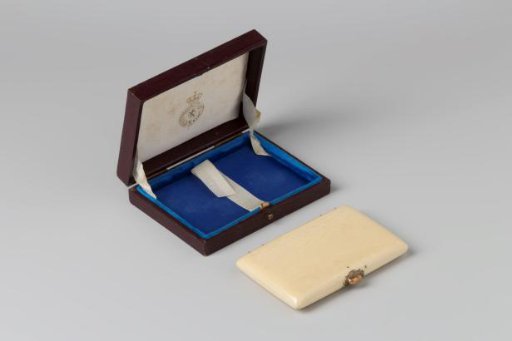 Ivory visiting card case and notebook