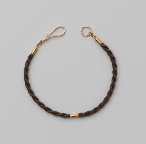 Watch chain of hair and gold