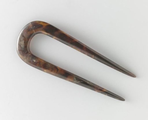 Tortoiseshell hair comb, U-shaped with a smooth, rounded back