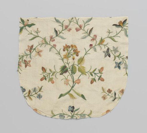 Strap of a bag (?) of white taffeta with embroidered floral scrolls