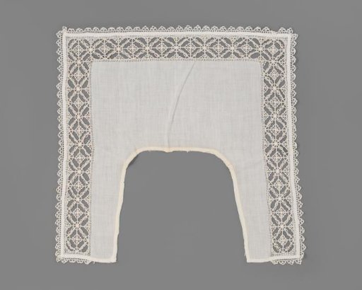 Collar in sailor's model with reticella