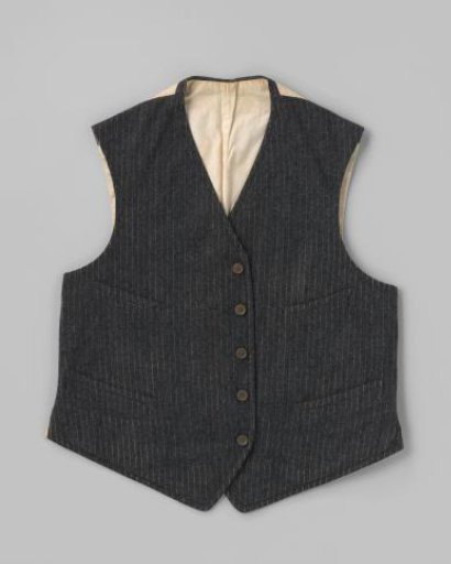 Winter waistcoat of grey/white striped wool, short model, the fronts cut at the bottom in a point