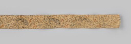 Belt sash of gold brocade with paisley motif