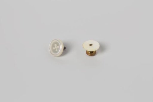Copper or cuff button with mother-of-pearl