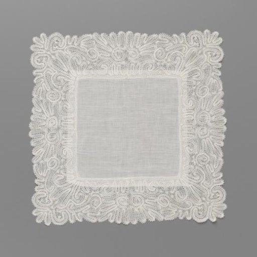 Handkerchief of batiste with a wide border of bobbin lace with winding ribbons