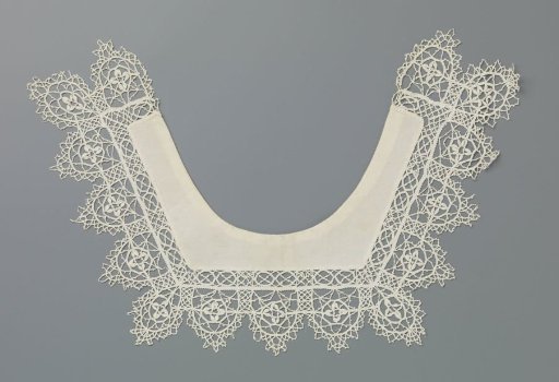 Collar of bobbin lace inspired by 17th-century falling collars and accompanying engagement photo (copy) of Bram Pleging and Jet Faber, who made the collar and wore it during her engagement