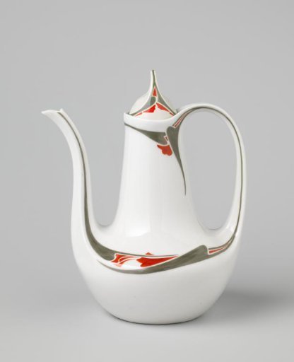 Cover of a coffeepot with stylized floral motifs