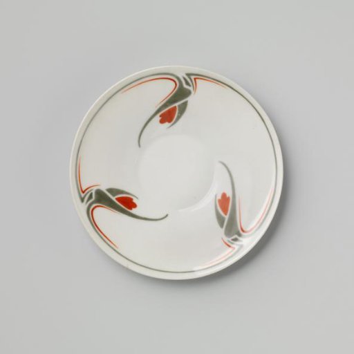 Saucer with stylized floral motifs
