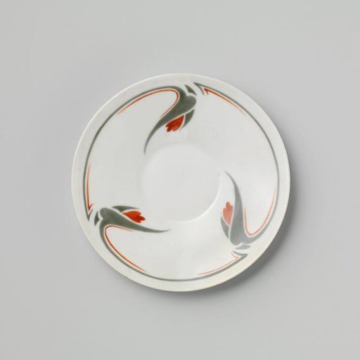 Saucer with stylized floral motifs