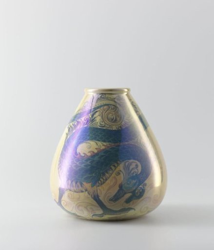 Vase painted with a dragon