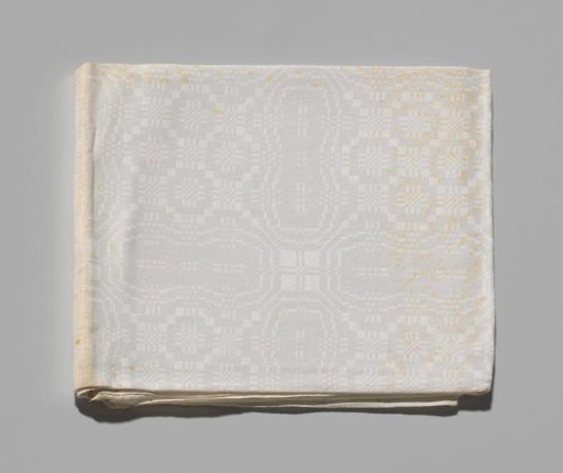 Pellen. Mark embroidered in the corner: PP 12.